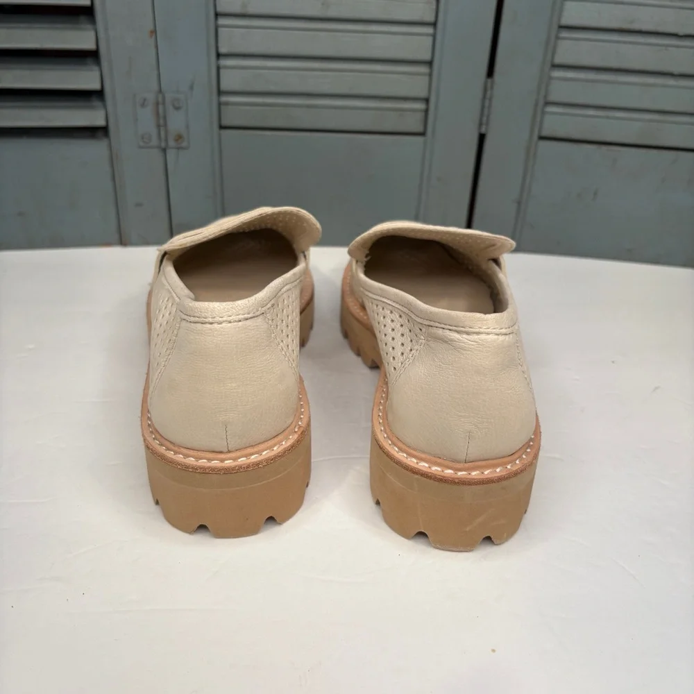 Dolce Vita MALILA Platform Perforated Leather Loafer in Cream Size 7.5M